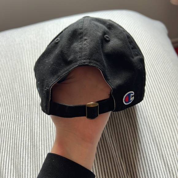 Champion Hat - Picture 2 of 4